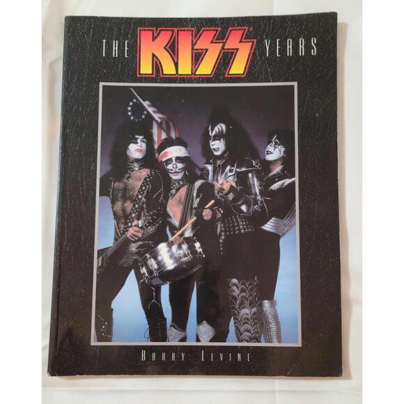 The Kiss Years by Barry Levine Trade Paperback 1997 Limited Gene Simmons Stanley - Picture 1 of 5